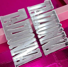 Load image into Gallery viewer, STUD NAMEPLATE EARRINGS