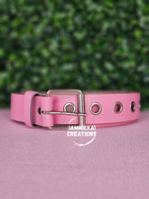 Load image into Gallery viewer, BIG MAMA NAMEPLATE BELT
