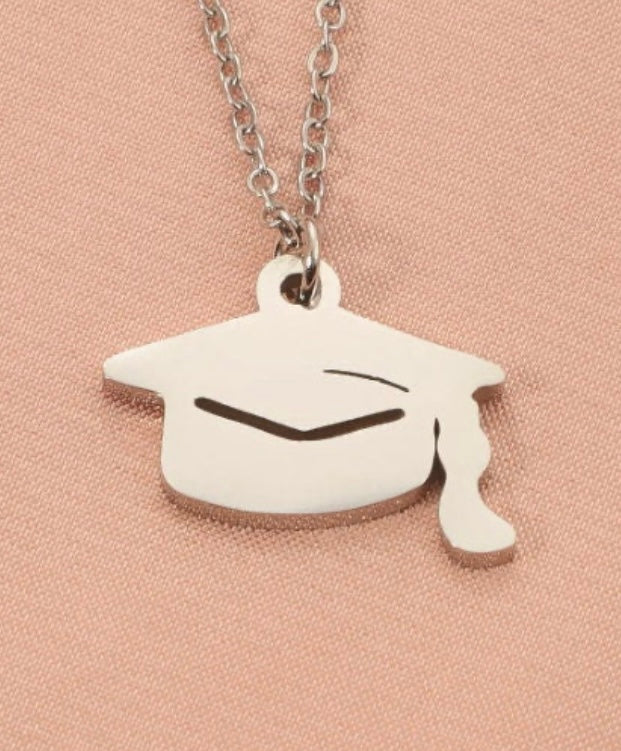 GRADUATION CAP AND GOWN STAINLESS STEEL PENDANT