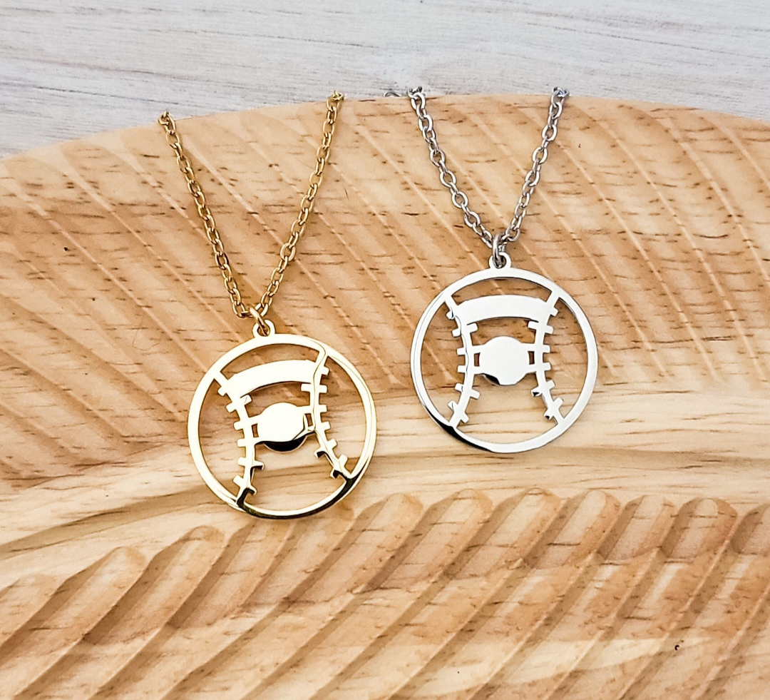 I PLAY SPORTS STAINELESS STEEL NECKLACE