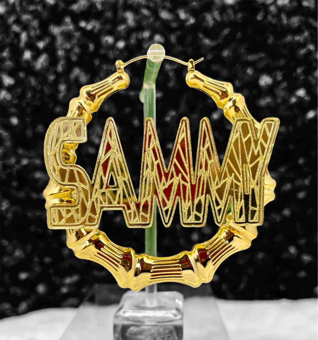 SAMMY STYLE NAMEPLATE EARRINGS