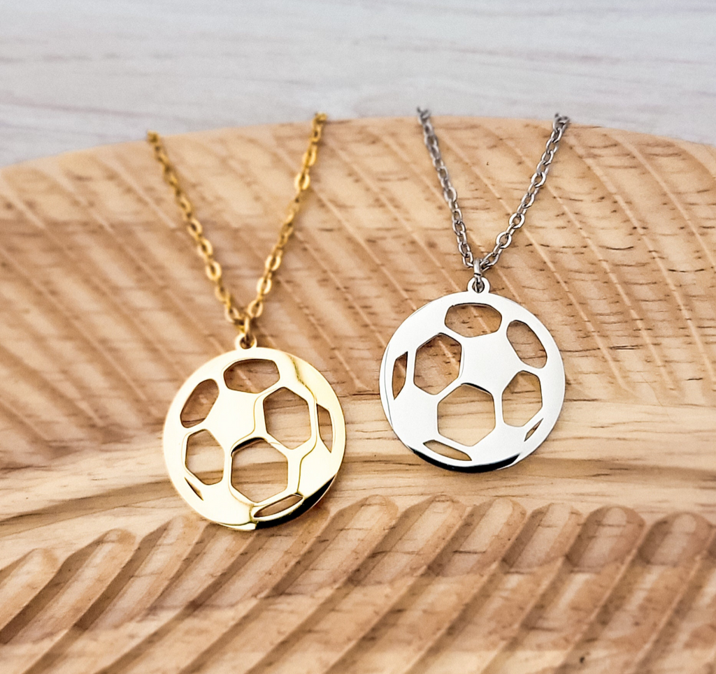 I PLAY SPORTS STAINELESS STEEL NECKLACE