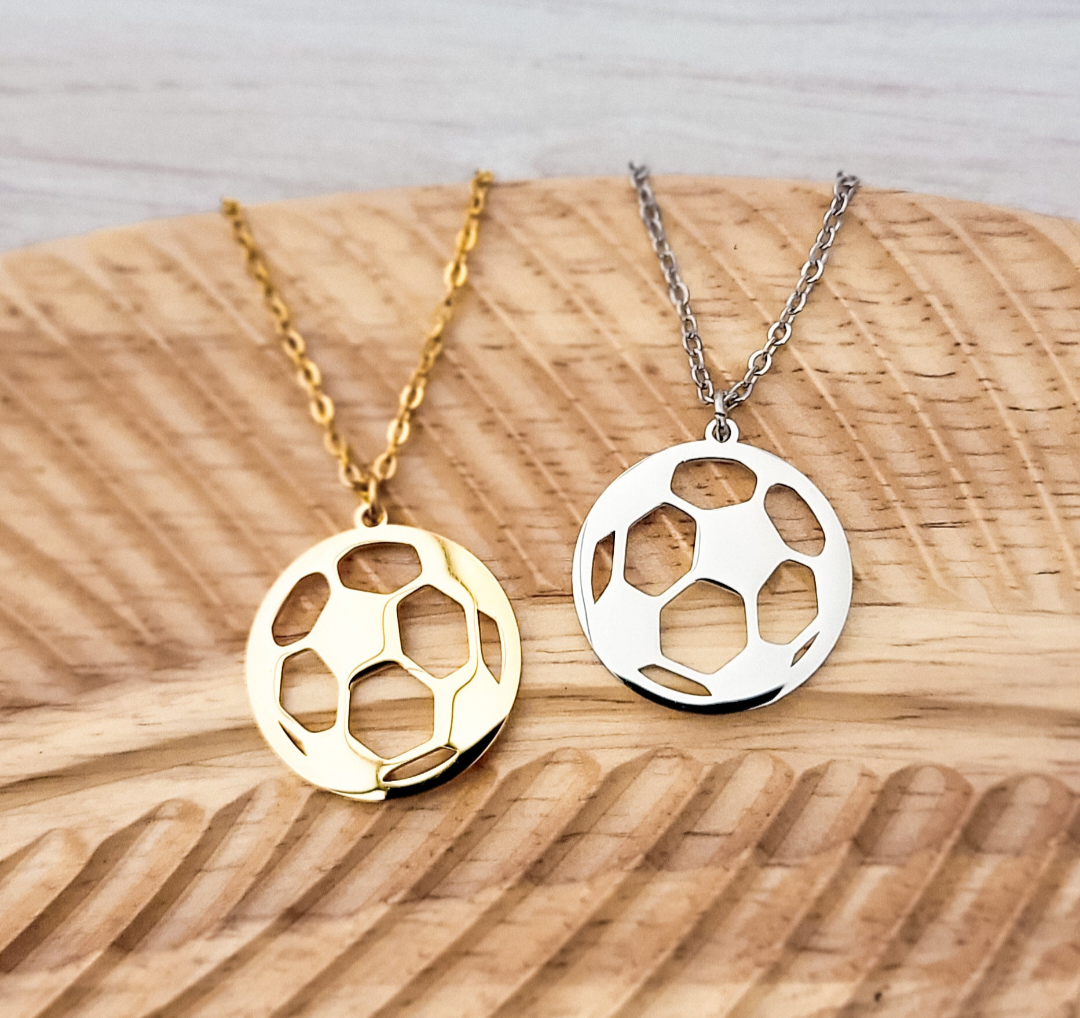 I PLAY SPORTS STAINELESS STEEL NECKLACE