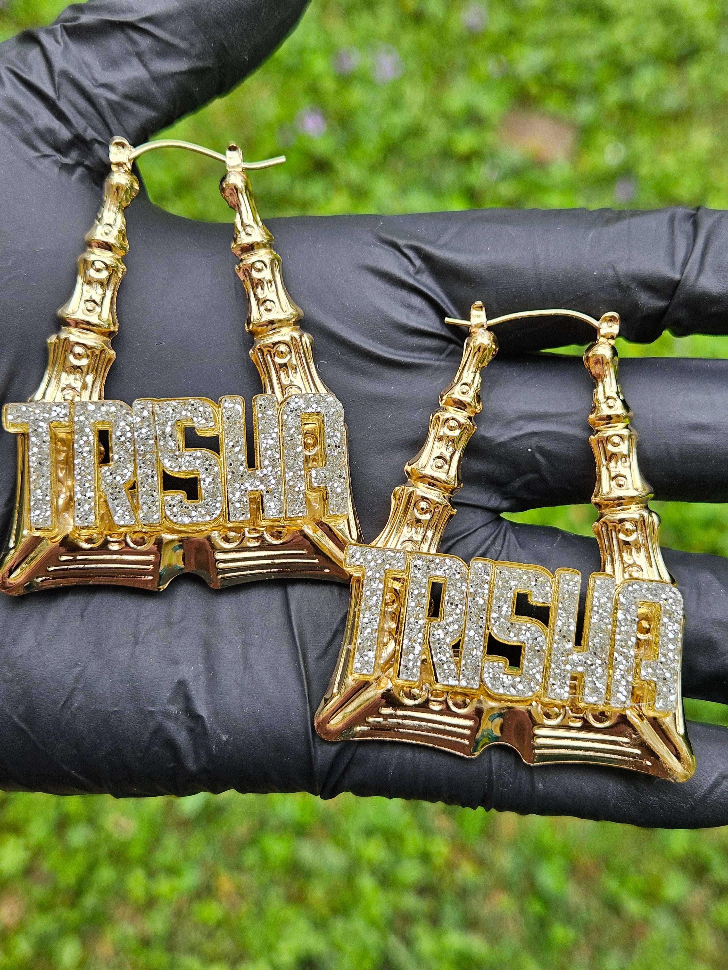 TOYKA NAMEPLATE EARRINGS