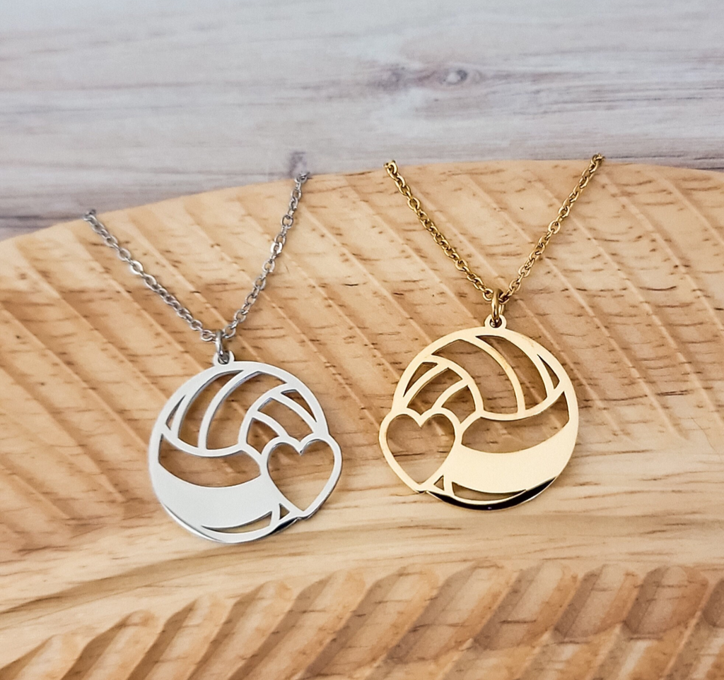 I PLAY SPORTS STAINELESS STEEL NECKLACE