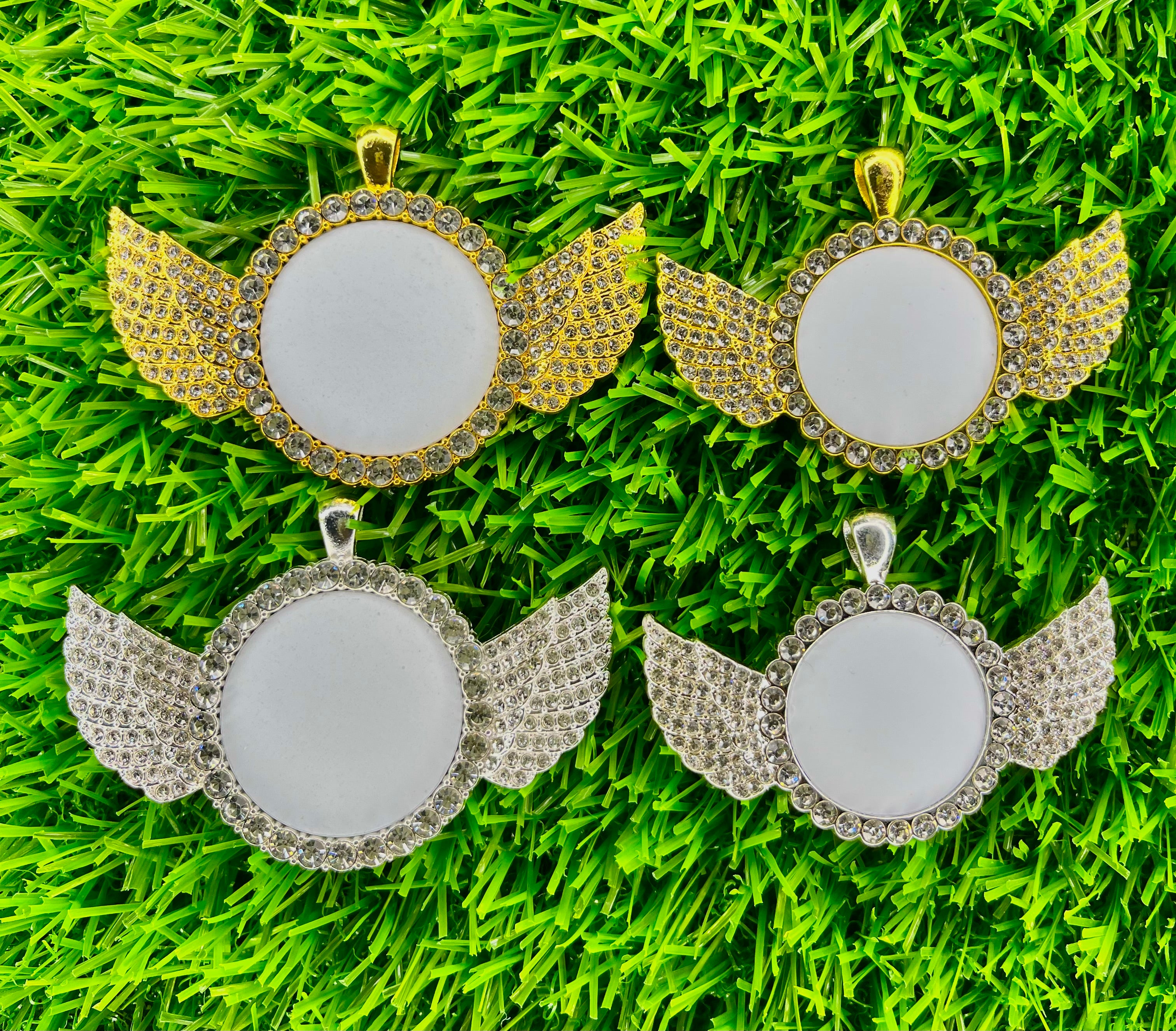 PHOTO KEEPSAKE PENDANT