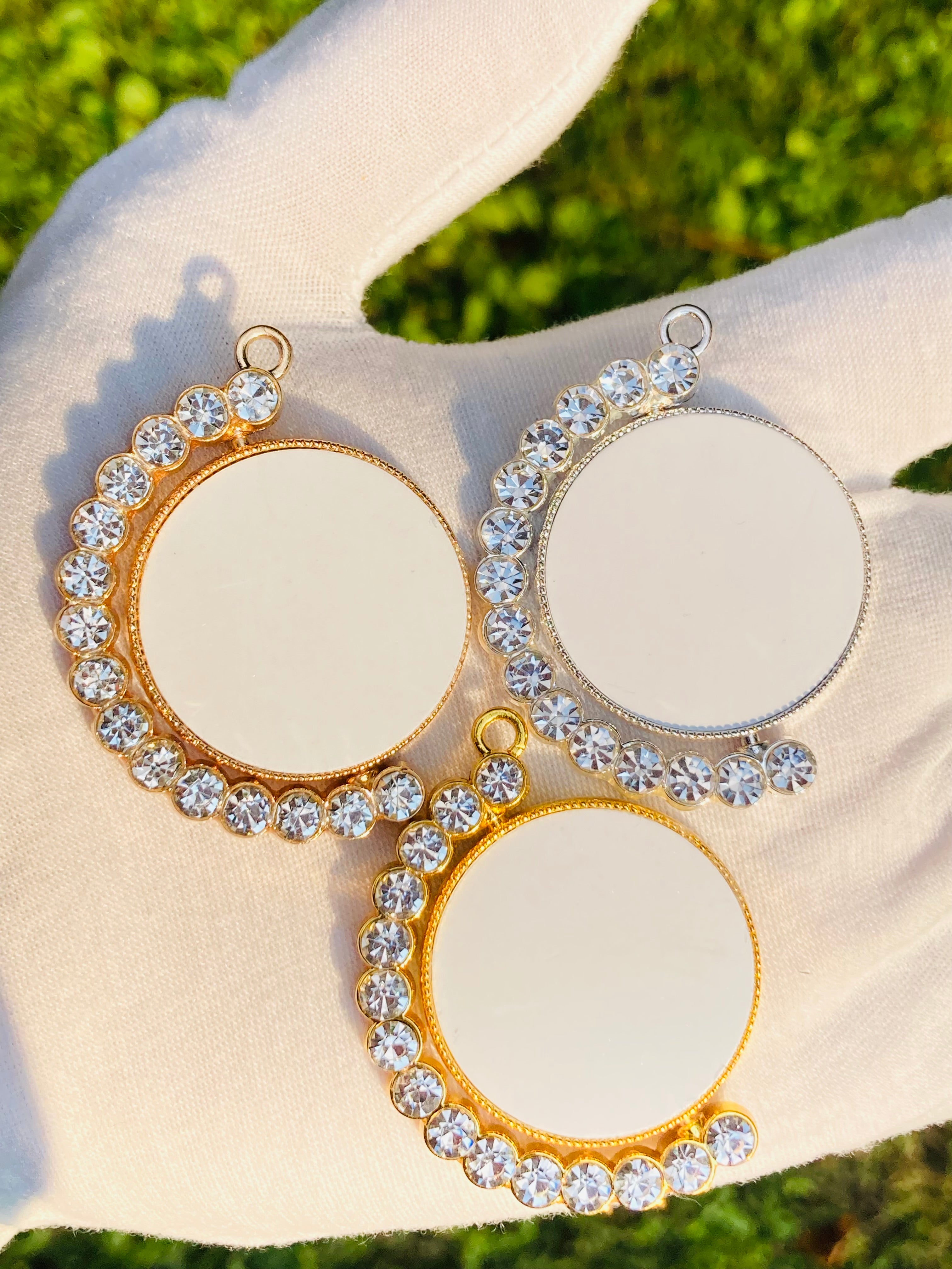 PHOTO KEEPSAKE PENDANT